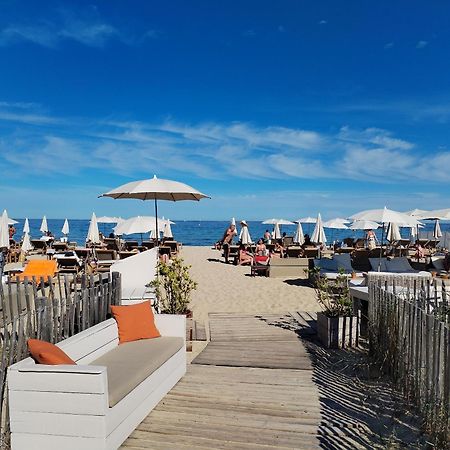 Апартаменти Saint-Tropez Florida Екстер'єр фото