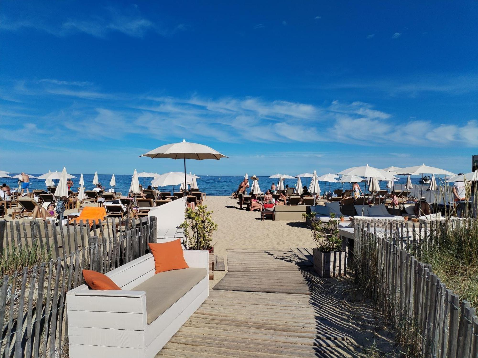 Апартаменти Saint-Tropez Florida Екстер'єр фото